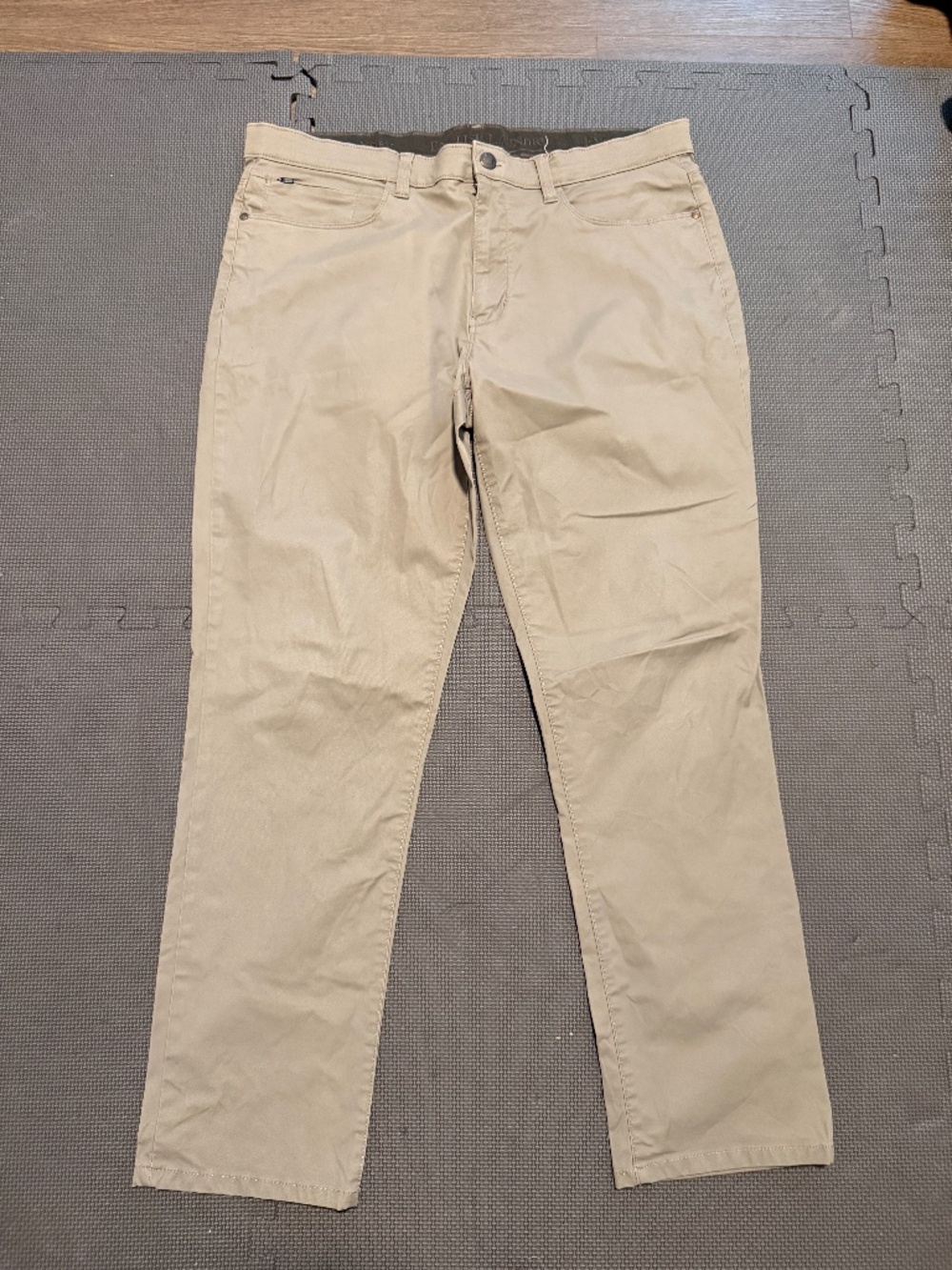 English Laundry Men's Khak Colored Pants | 36x30 | Straight Fit | Stretch Chinos